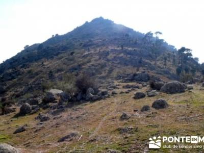 La sierra Oeste de Madrid. Puerto de la Cruz Verde, Robledo de Chavela, ermita de Navahonda. rio chi